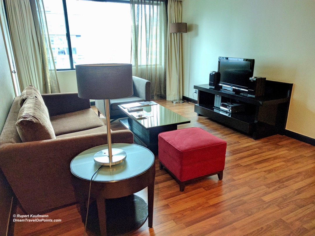 Novotel Kuala Lumpur City Center, Suite Living Room