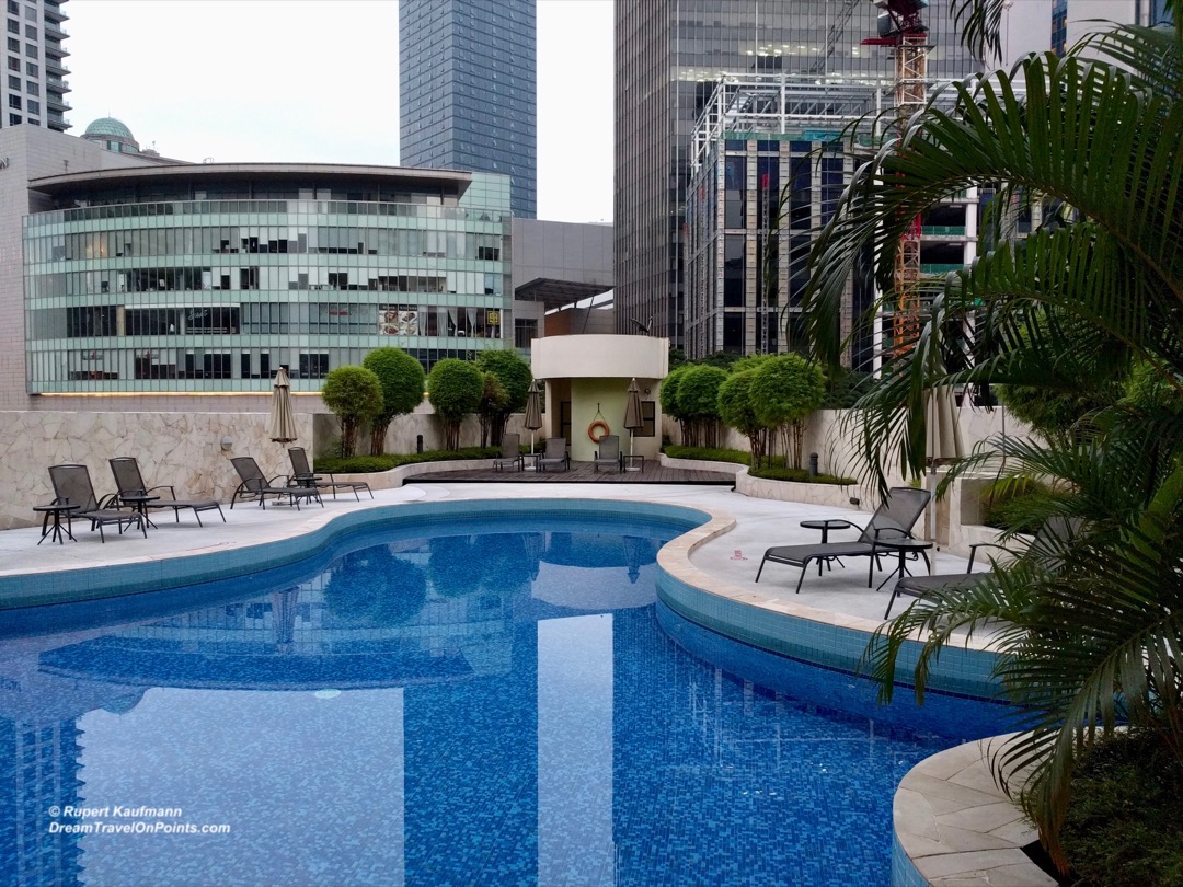 Novotel Kuala Lumpur City Center pool